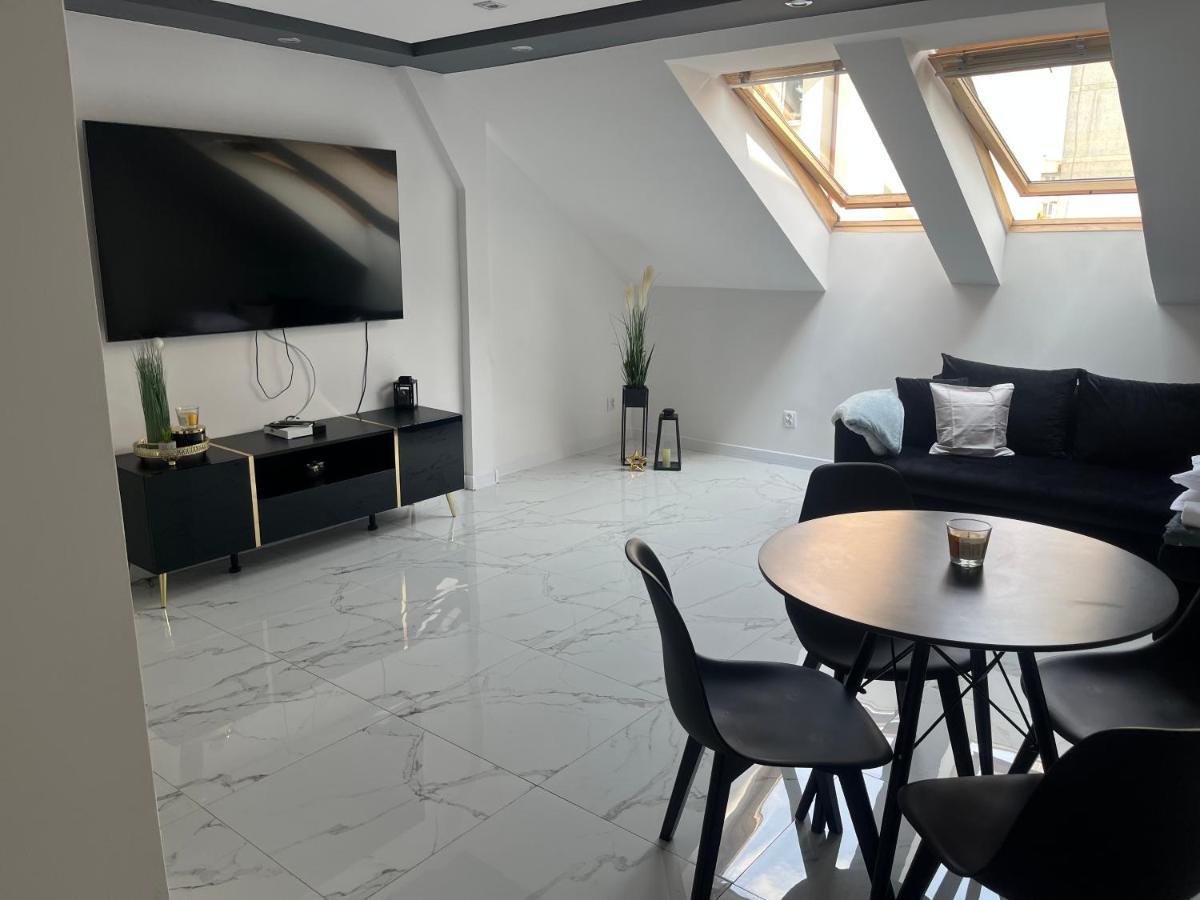 Apartament Mazurski Sen Lötzen Exterior foto